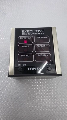 Radio electrónica de escritorio Tandy Executive Decision Toker de colección FUNCIONA Foto 1 de 4