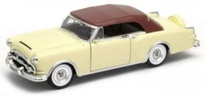PACKARD Caribbean - 1953 - lightyellow / brown - WELLY 1:24 - Picture 1 of 6