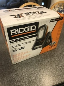 RIGID 18V Flood Light 20 Hour Cordless 1200 Lumens (Tool Only) - Picture 1 of 7