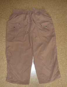 kurze Hose, leichte Wander oder Freizeithose, Gummibund, braun, Gr. 38 - Bild 1 von 3