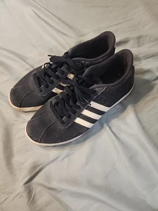 Adidas Neo Courtset Collegiate Navy Blue Suede Sneakers Low Top  Womens Sz 7.5 - Picture 1 of 8