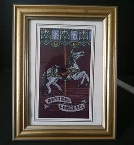 Rahmenbare Dentzel Karussell Wandteppich Grußkarte gerahmtes Bild 6" x 8" - Bild 1 von 8