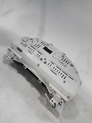 Medidor de velocímetro 2016 Honda HR-V preto fabricante de equipamento original 126K milhas NJ25-11803-348329 - Imagem 1 de 4