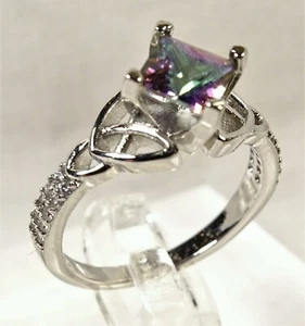 Beautiful Princess Cut Mystic Blue Topaz Sterling Silver Deco Dinner Ring Sz 6 - Picture 1 of 6