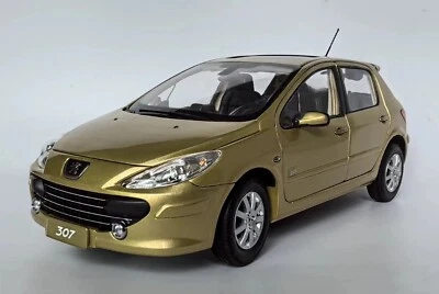 Dealer version 1/18 Peugeot 307 car model - image 1 of 4