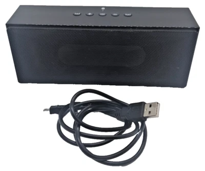 亚马逊 Basics 便携式蓝牙无线充电扬声器 BTV1 免运费 — 第 1/4 张图片