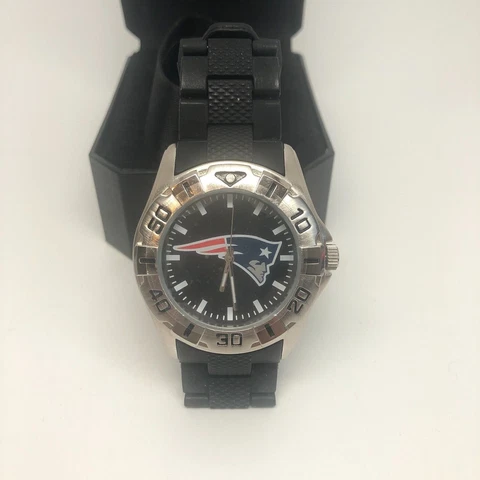 NFL New England Patriots Game Time Quartz Analog Stainless Watch NEW Cover