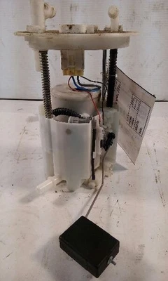 Conjunto de bomba de combustible Lincoln MKX 11-15 AWD montado en tanque Foto 1 de 4