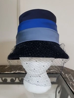 Sombrero de terciopelo de piel azul velo alto Lucilla Méndez vintage de mediados de siglo bloque de color M Foto 1 de 4