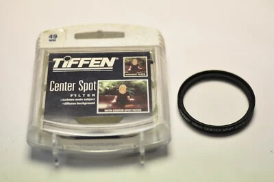 Vivitar 49mm center soft filter with plastic case. New old stock. - Image 1 of 4