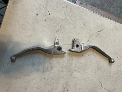 Juego de palanca de freno y embrague OEM 06-17 Harley Davidson Vrod VRSC Foto 1 de 4