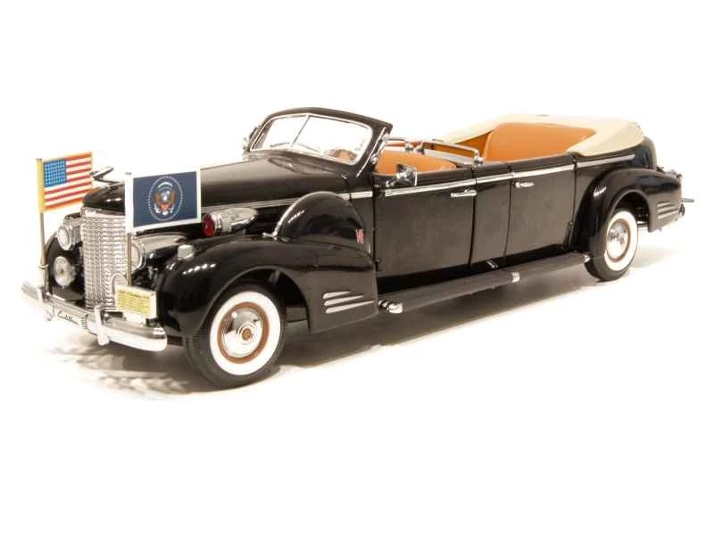 Cadillac V16 Limousine Presidenziale 1956 - Lucky Die Cast 1/24 - Immagine 1 di 1