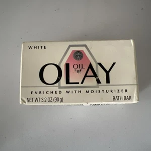VINTAGE OIL OF OLAY BATH BAR 3.2 OZ WHITE - Picture 1 of 1