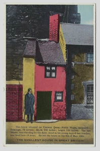 THE SMALLEST HOUSE IN GREAT BRITAIN postcard c1950s - postally used - Picture 1 of 2