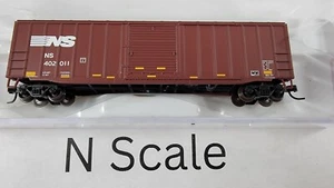 Atlas N Scale Norfolk Southern NS Late Repaint ACF 50' 6" Box Car NS #402011 - Picture 1 of 3