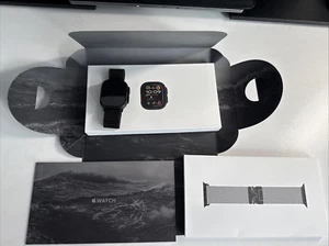 Apple Watch Ultra 2 49mm tytanowy czarny mediolańska pętla Apple Care + do 7/2026 - Zdjęcie 1 z 16