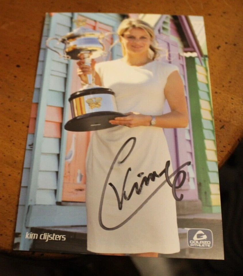 Kim Clijsters AUTOGRAPH ~ 4x6 Photograph Card - Image 1 of 1