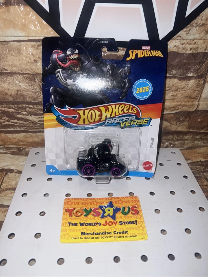 Coche Hot Wheels Racer Verse Marvel Spiderman Venom 2025 Foto 1 de 4