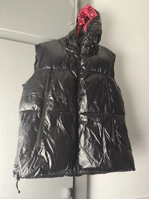 Mens Moncler gilet 25" Length P To P  23" See All Pictures - Image 1 of 4