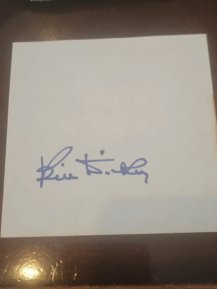 Bill Dickey Firmado Corte Papel Firma Autografiado Salón de la Fama Automático 3.5x3.5 Hof Foto 1 de 1