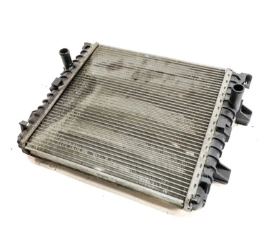 Radiador auxiliar izquierdo o derecho audi q7 (4l) 2011-2015 motor supercargador 3,0 l Foto 1 de 4