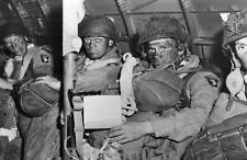 WW2 Photo Picture Airborne American paratroopers on way to Normandy WWII 218