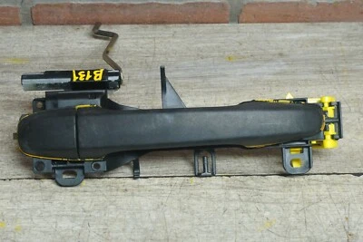 BLACK 2015-2020 TOYOTA SIENNA FRONT RIGHT PASSENGER EXTERIOR DOOR HANDLE OEM - Image 1 of 4