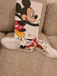Size 10 Limited Edition Mickey Mouse Adidas Superstar Shoes - Picture 1 of 4