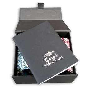Caja de regalo de pesca personalizada calcetines cuaderno personalizado, pescador regalo de Navidad - Imagen 1 de 4