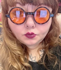 Round Sunglasses with Orange Lenses Black Frames Ozzy Style Lennon Style - Picture 1 of 2
