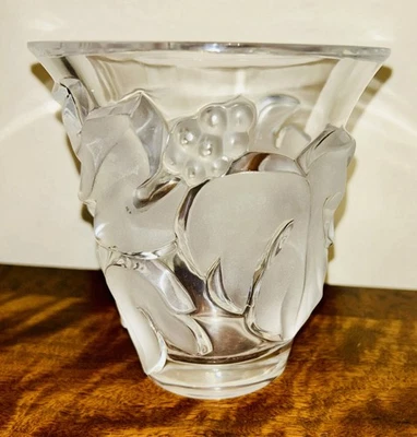 Hermoso jarrón vintage hecho a mano “Lalique France” cristal vid 5” H Foto 1 de 4