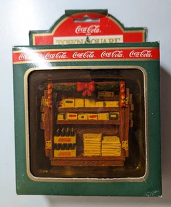 New 1992 Coca-Cola Coke Town Square Collection NEWS STAND Christmas Village NIB - Picture 1 of 6