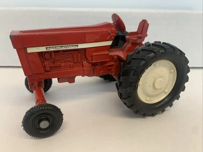 Ertl Red International Harvester IH Tractor Vintage Collectible 5 Inches Long  - Image 1 of 4