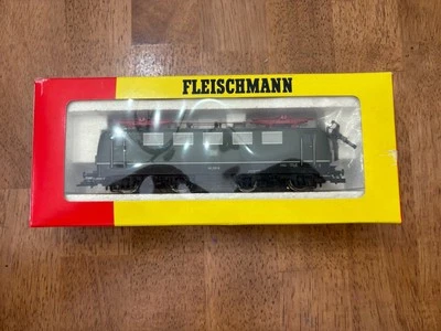 Fleischmann 4326 Electric Locomotive Series 141 237-8 DB Green Gauge H0 OVP - Image 1 of 4
