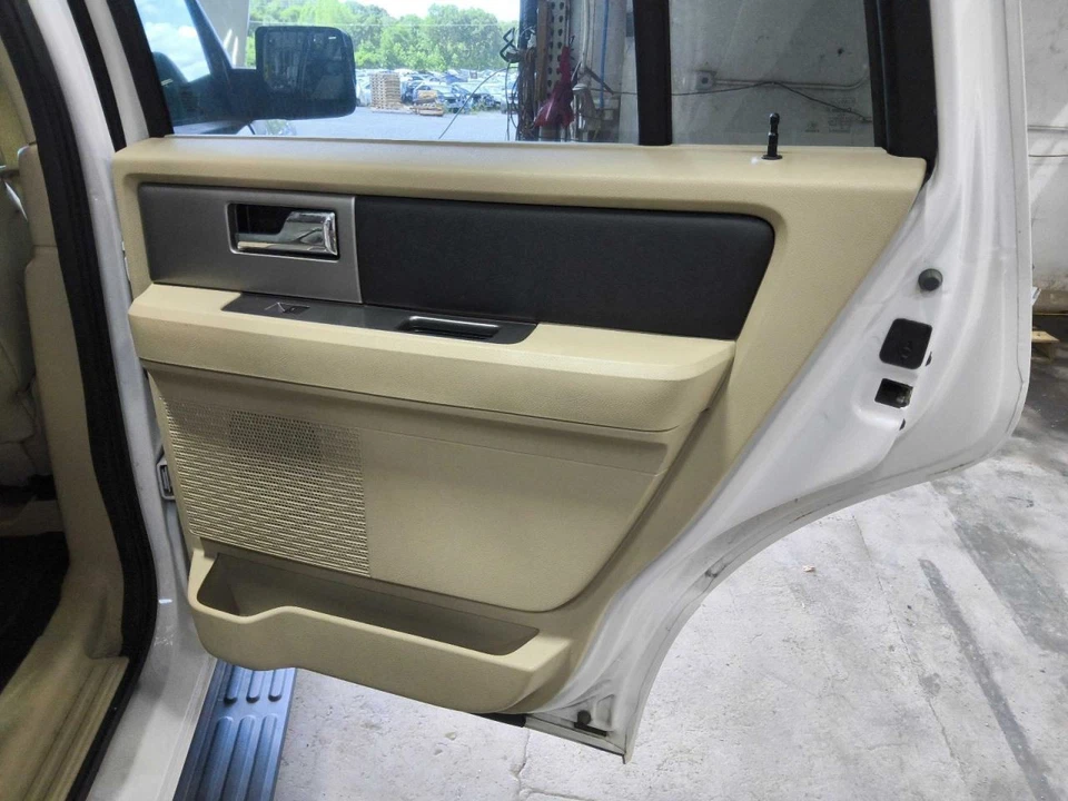 EXPEDITION 2017 Door Trim Panel Rear 622790 Foto 1 de 1