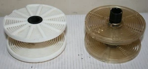 2 x Plastic 35mm Photographic / Developing Spirals / Darkroom Photography - Picture 1 of 3