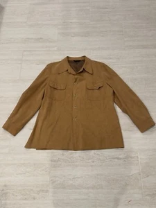 Vintage Halston 70er Jahre hellbraun Ultra Wildleder Hemd Größe 46 Herren beige Kragen Knopf Mantel - Bild 1 von 10