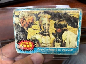1977 Topps Star Wars Series 1 Blue #23 See Threepio Is Injured! C-3PO Poor - Picture 1 of 2