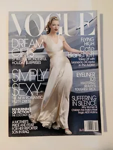 Cate Blanchett Vogue December 2004 - Foto 1 di 1