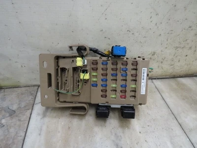 Caja de fusibles Subaru Legacy 2012 cabina 82201aj00A Foto 1 de 2