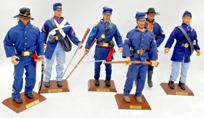 (6) SOLDADOS DE LA UNIÓN INTERNACIONAL FORMATIVOS 12" - SEÑALIZADOR, CAPITÁN, MAYOR, ETC. Foto 1 de 4