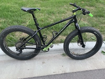 Cuentagotas Trek Farley Fat Tire XT, 1x10 diente de lobo ovalado Raceface GRANDE Foto 1 de 4