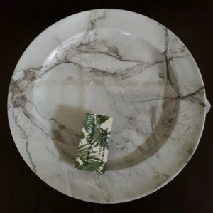 Tommy Bahama 10.75" Melamine Dinner Plates (Set of 4) Gray Marble Look NEW - Picture 1 of 3
