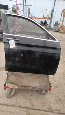 BLK RIGHT FRONT DOOR ASSEMBLY 2016-2022 MERCEDES-BENZ GLC300 Foto 1 de 4