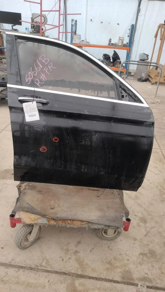 BLK RIGHT FRONT DOOR ASSEMBLY 2016-2022 MERCEDES-BENZ GLC300 Foto 1 de 4