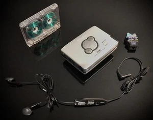 Aiwa Walkman Portable Cassette Playre PX-380 Restore Vintage Audio Retoro oop JP - Picture 1 of 9