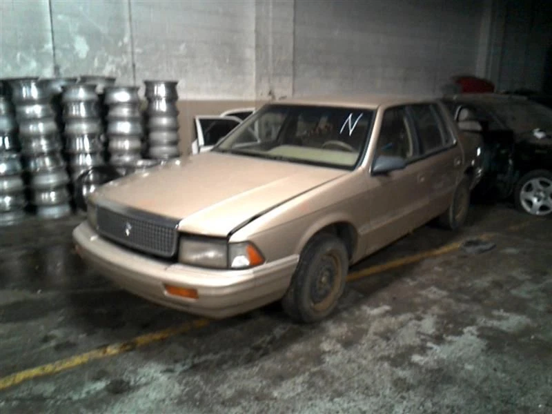 BOMBA DIRECCIÓN ASISTIDA DEPÓSITO METÁLICO SE ADAPTA 82-94 LE BARON 90626 Foto 1 de 1