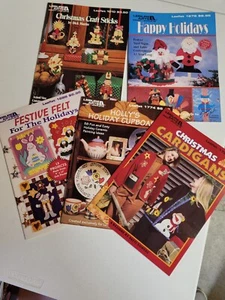 Leisure Arts Craft Leaflets - Lot of 5, All Christmas, Save On Bulk - Picture 1 of 11