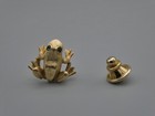Vintage Figural Frog Brooch Pin Tack Brushed Goldtone Green Rhinestone Eyes 20mm