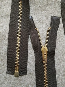 VTG.1970s"ROBIN"USA #5 SEPARATING ZIPPER Metal=28in ANTIQUE BRASS/SOFT-Tapes BRN - Picture 1 of 3